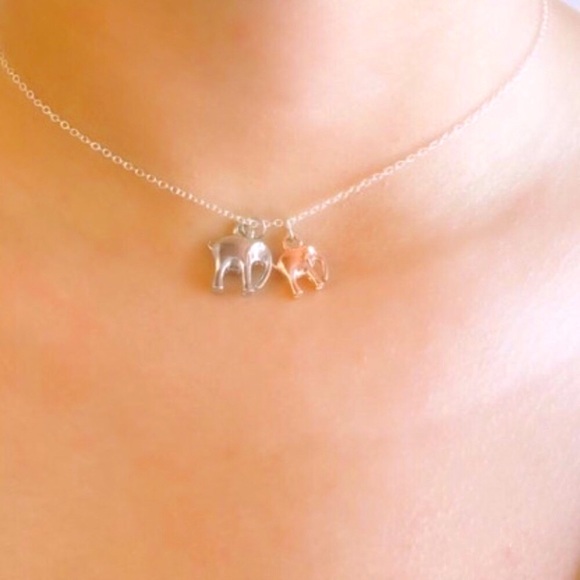 ✨ 925 Sterling Silver Elephant Family Necklace✨ - Picture 3 of 4